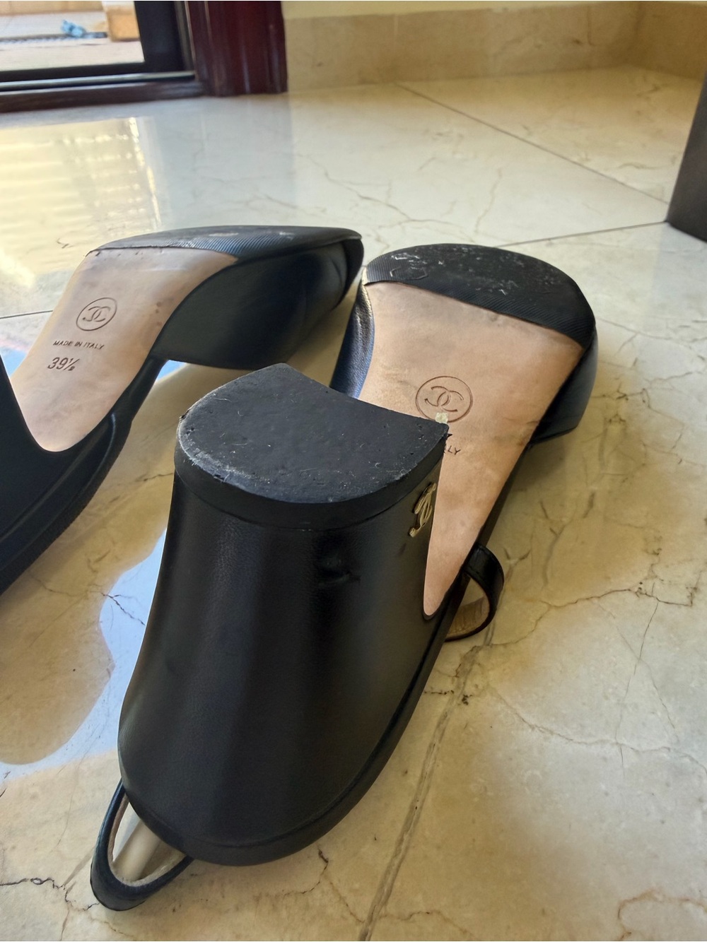 CHANEL Classic Black Slingback Pumps 39.5 + Box, Dust Bags & Shopping Bag - Picture 8 of 16